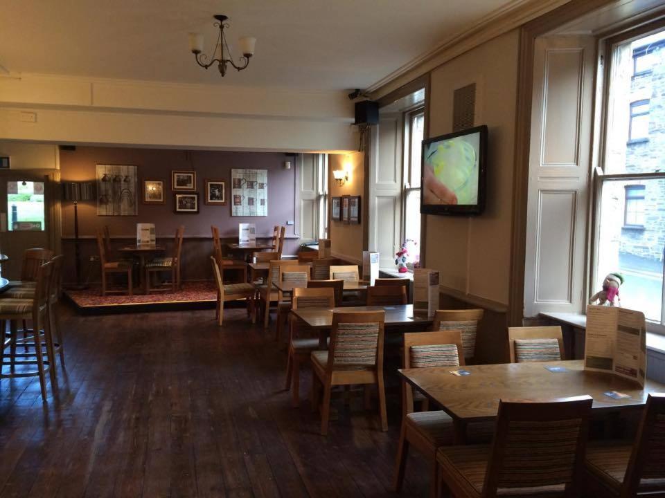 Markets Tavern Hotel Brecon Ngoại thất bức ảnh
